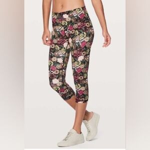 Lululemon Wunder Under Crop Hi-Rise Fluorolace Multi Sz 10